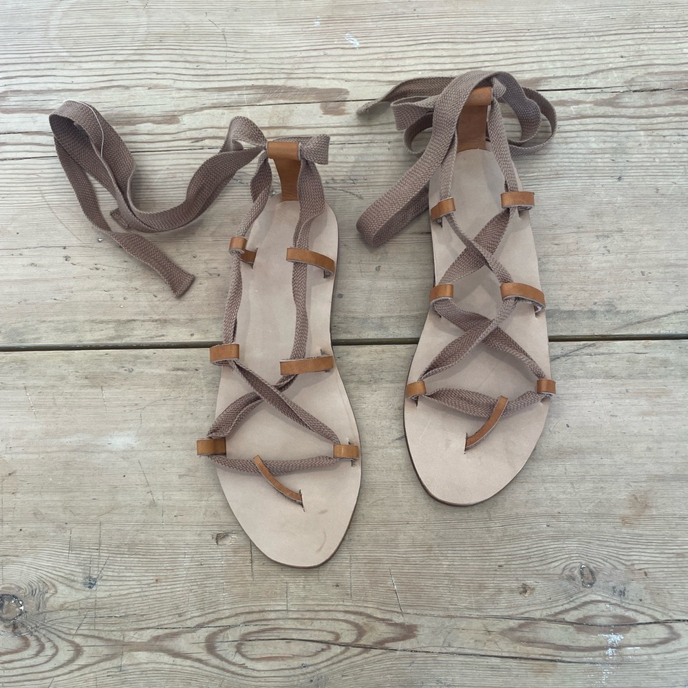 Les Prairies de Paris wrap  Strappy Sandals size 37